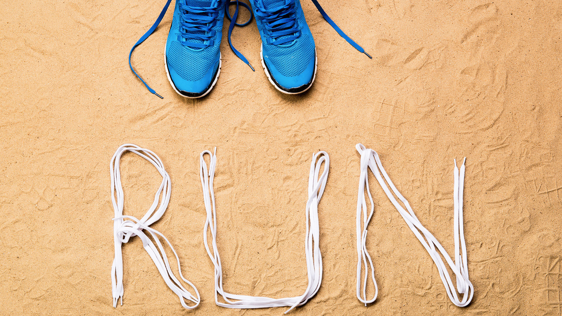 tênis-para-corrida-azul